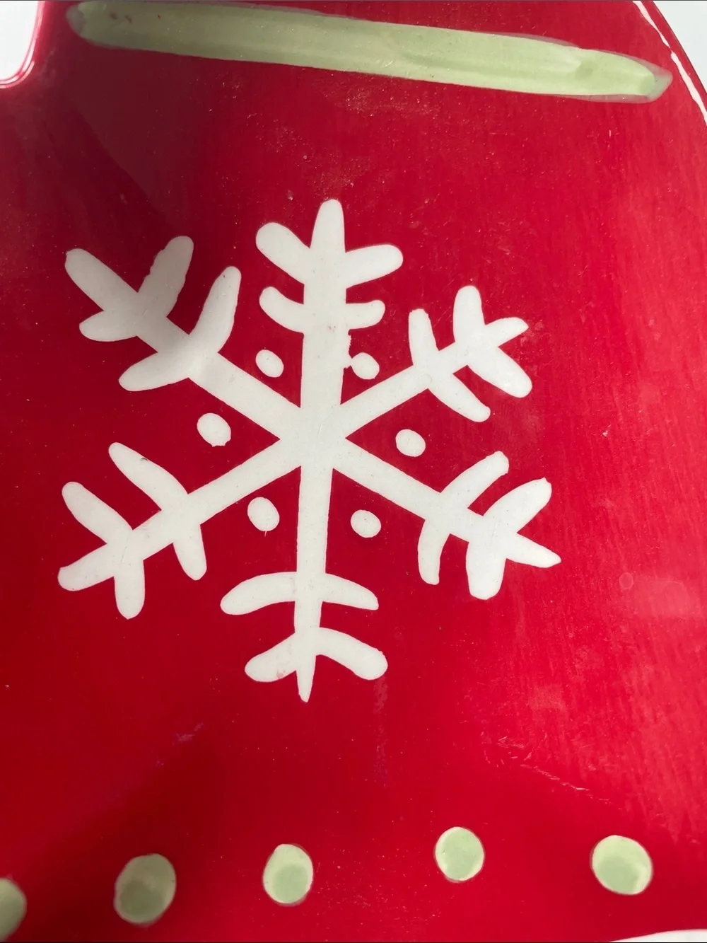 2 Red mittens dish set